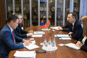 Встреча председателя БелТПП В.Улаховича с Чрезвычайным и Полномочным Послом Монголии Б.Баярсайханом