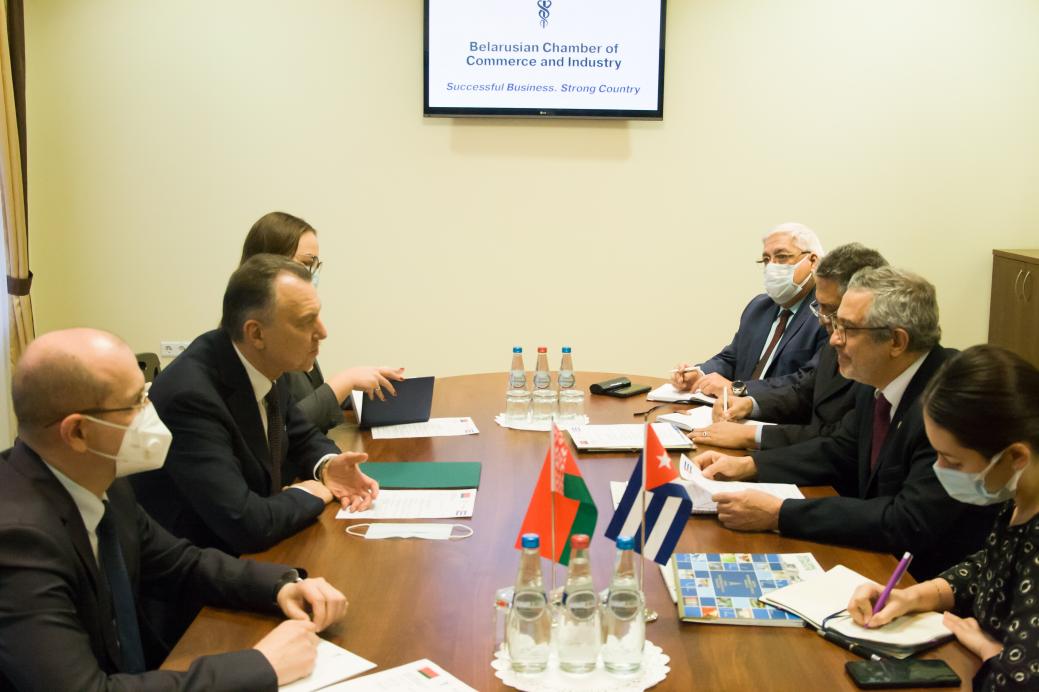 The BelCCI Chairman Vladimir Ulakhovich meets Ambassador Extraordinary and Plenipotentiary of Cuba Juan Valdes Figueroa