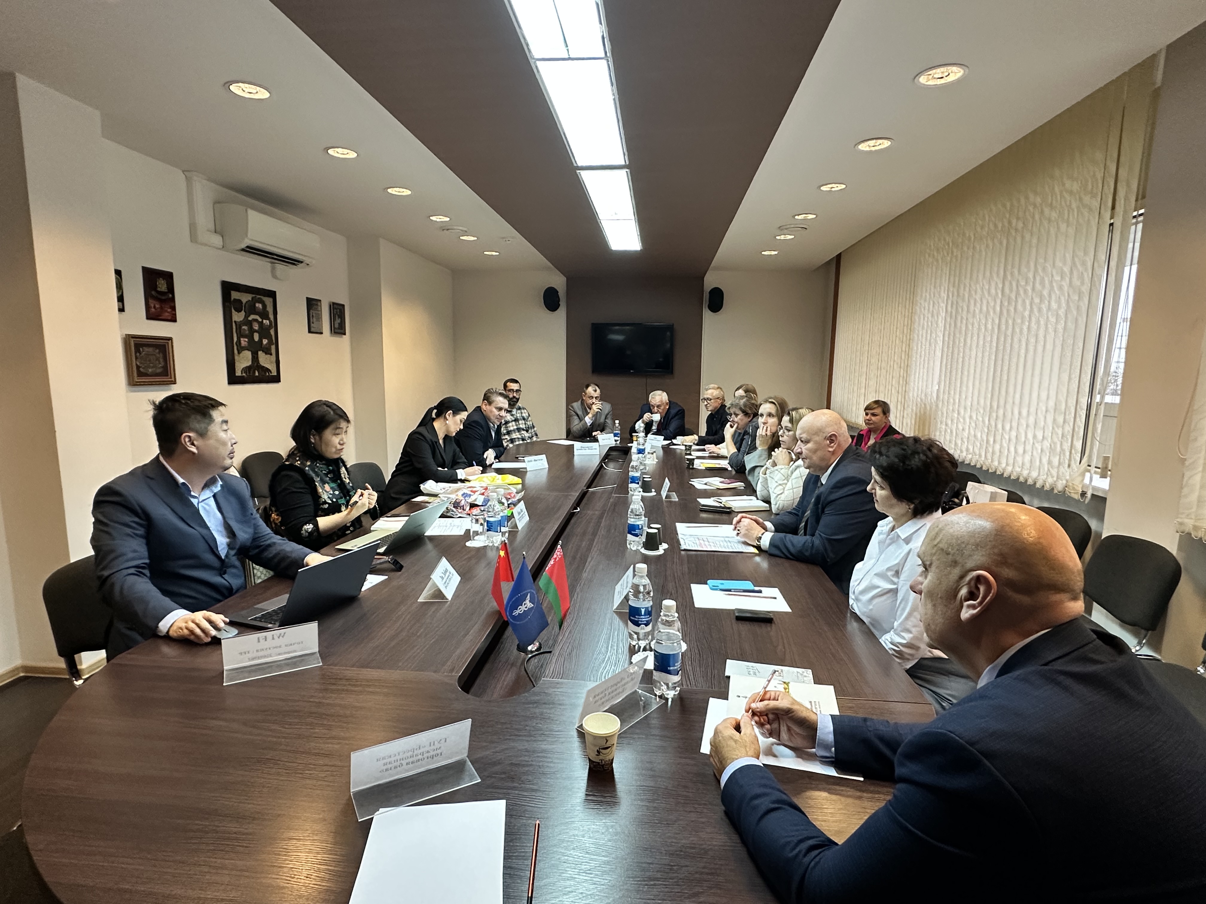 Деловые переговоры предприятий Брестской области с китайскими партнерами из г.Далянь провинции Ляонин 