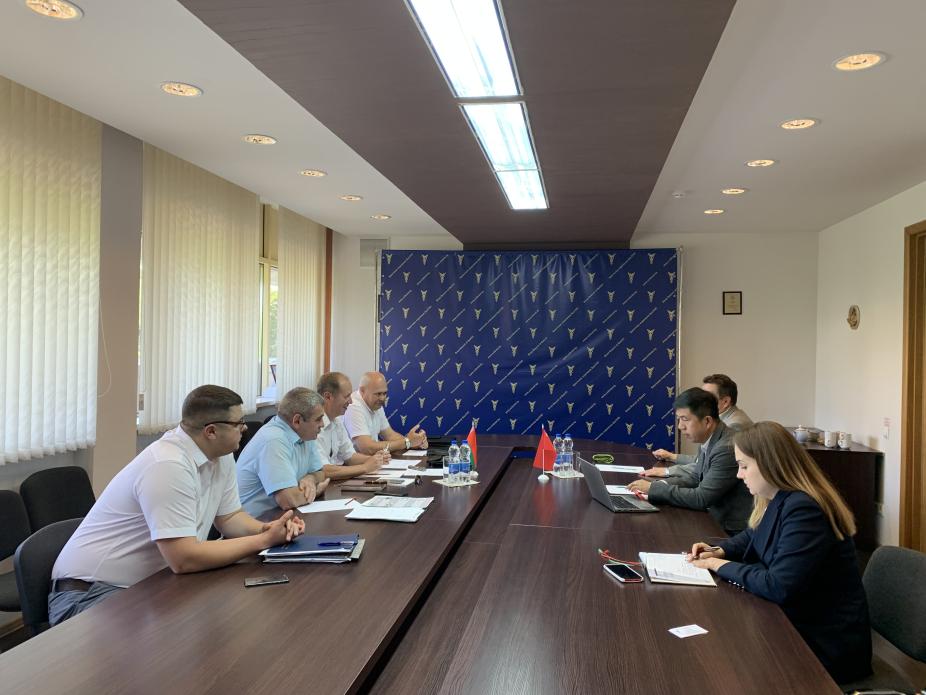 Business meeting with the director of Qianxing Tianxia Business Management Co.Ltd Mr. Ma Lei