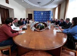 Председатель БелТПП Михаил Мятликов встретился с председателем ТПП Узбекистана Давроном Вахабовым